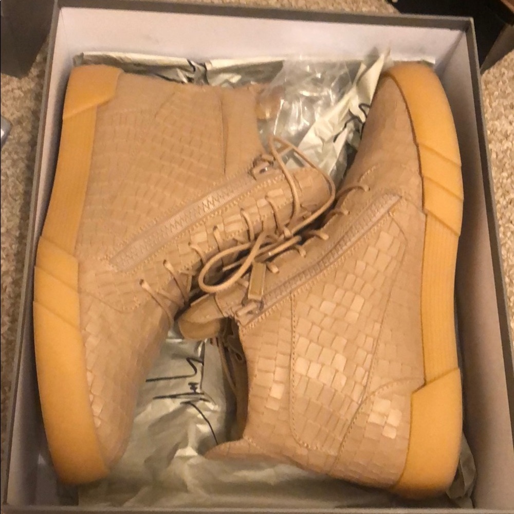 Guiseppe Zanotti foxy London